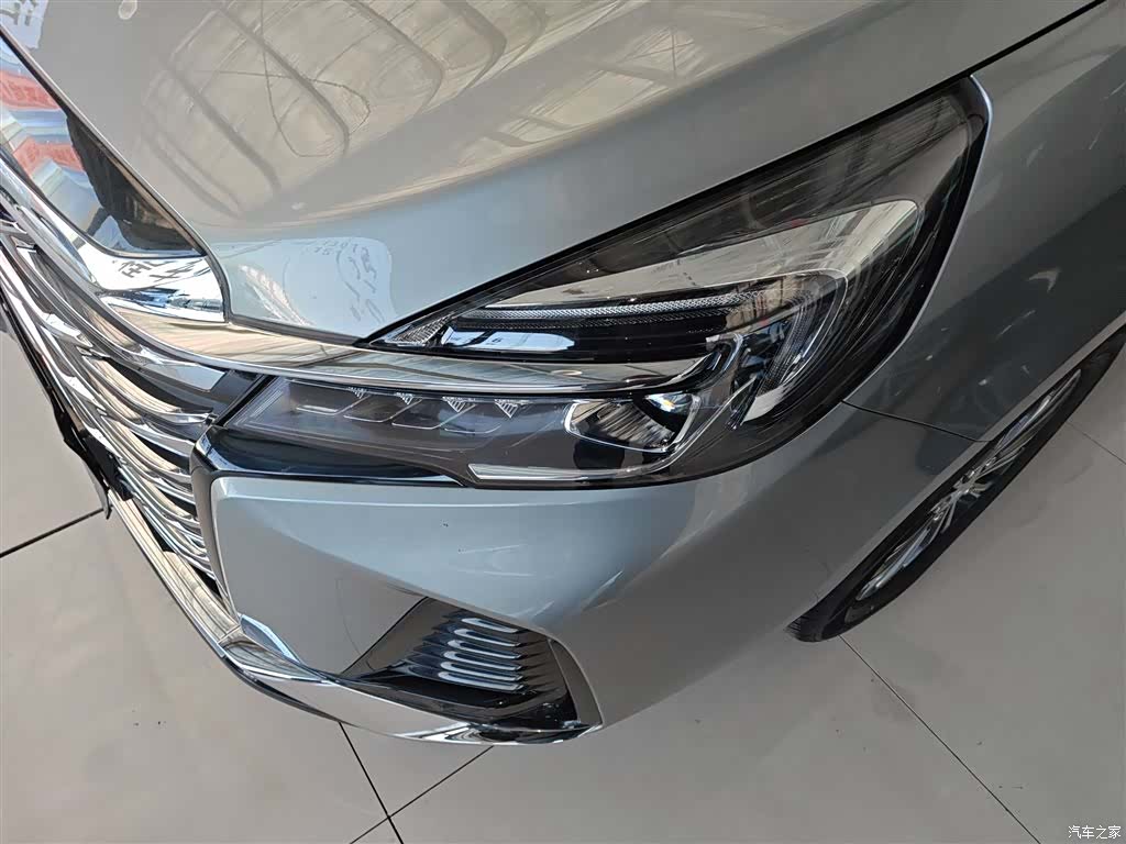 Buick GL8, 2023 15