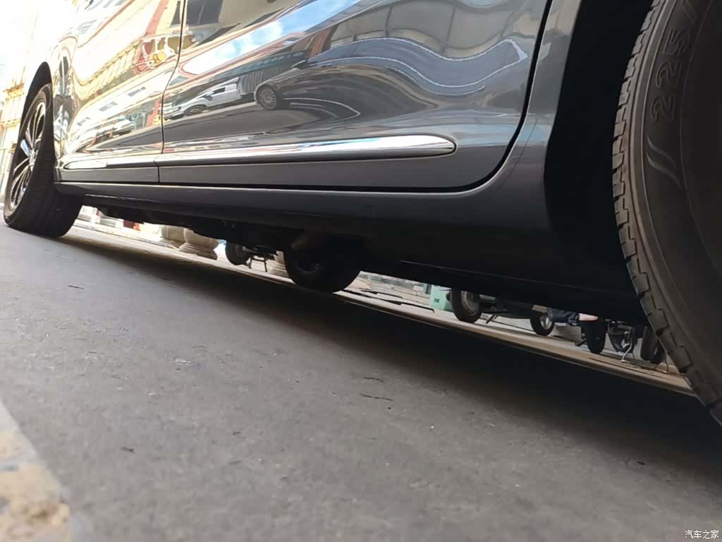 Roewe iMAX8, 2024 22