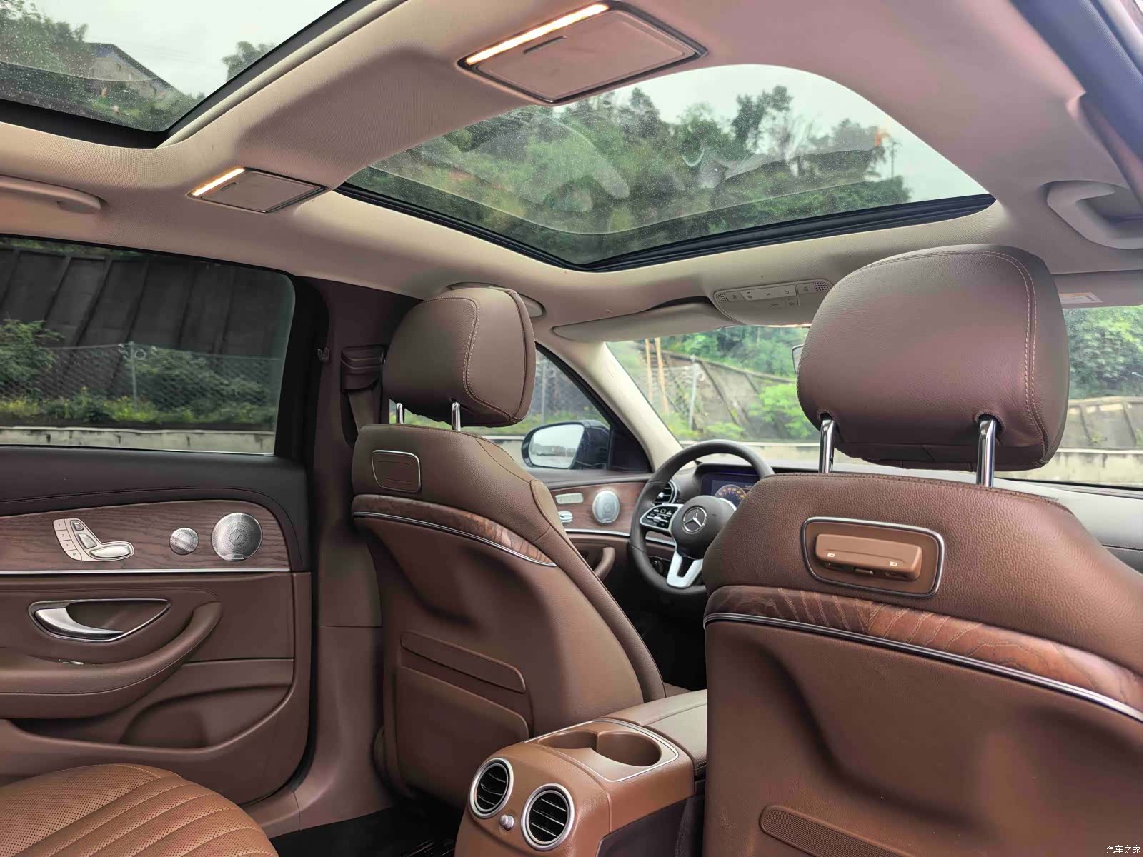 Mercedes-Benz E-Class, 2020 10