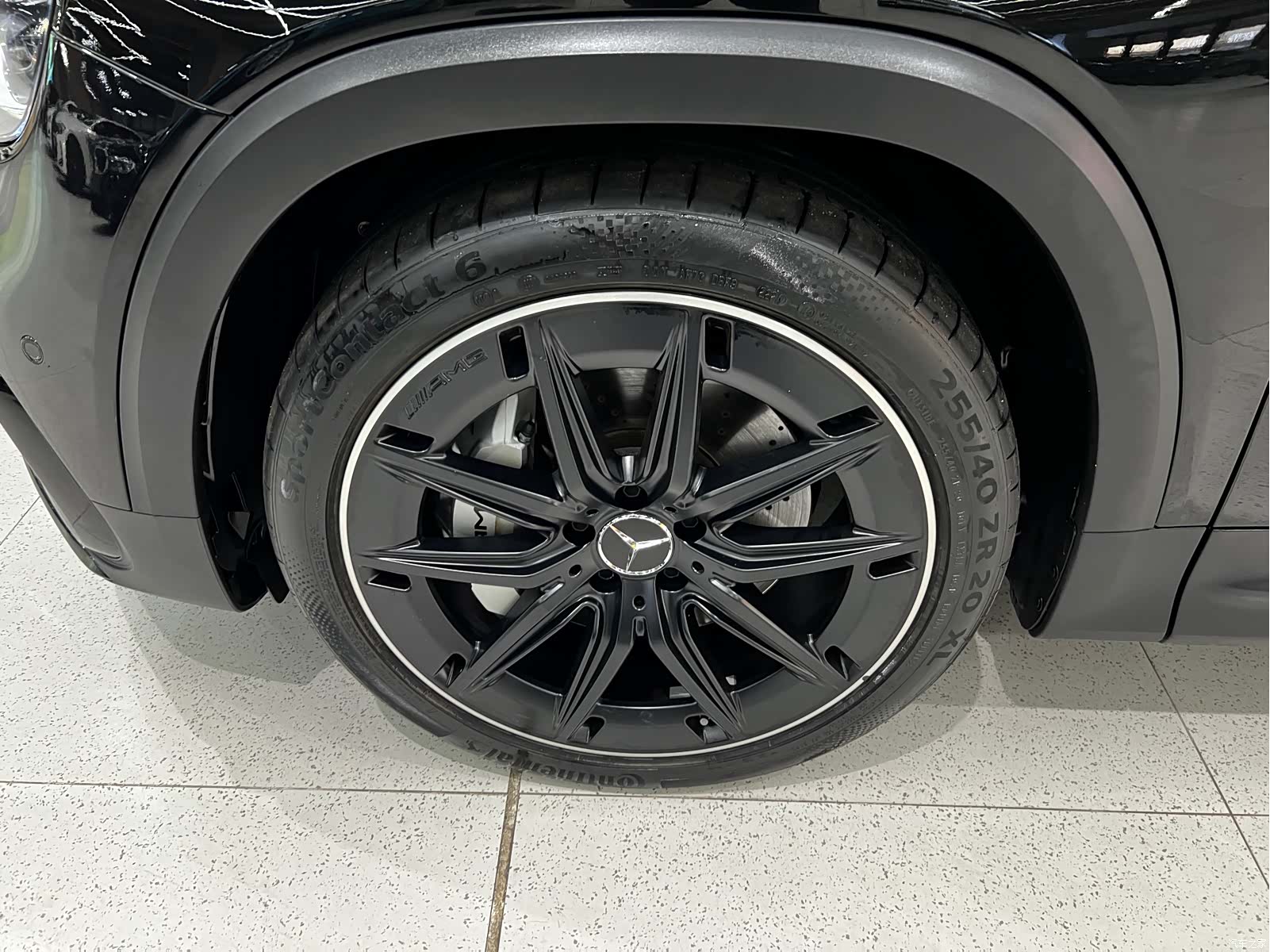 Mercedes-Benz GLB, 2025 12