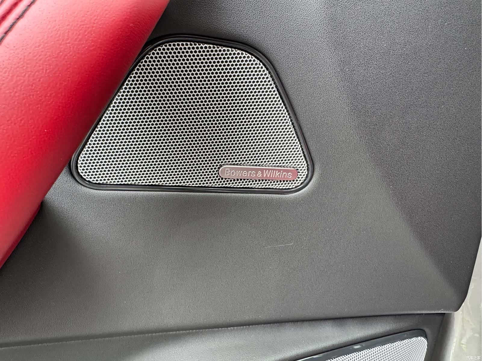 Maserati Levante, 2022 9