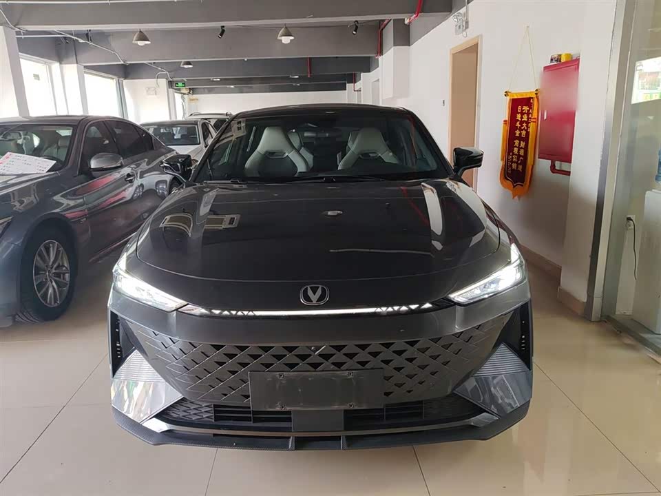 Changan UNI-V Smart iDD