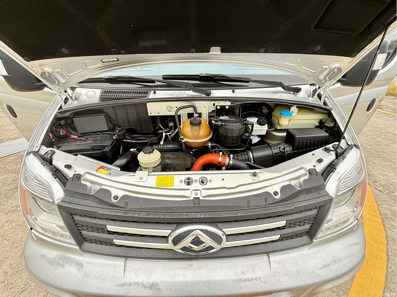 Maxus V80, 2022 20