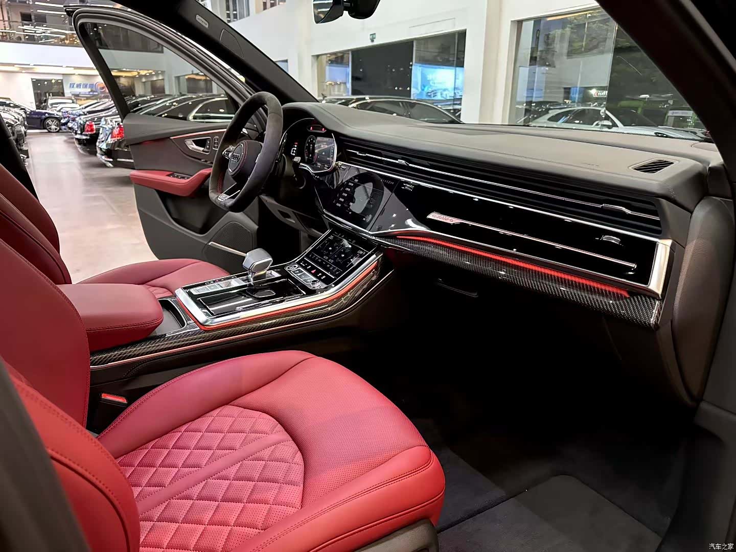 Audi Q7, 2024 8