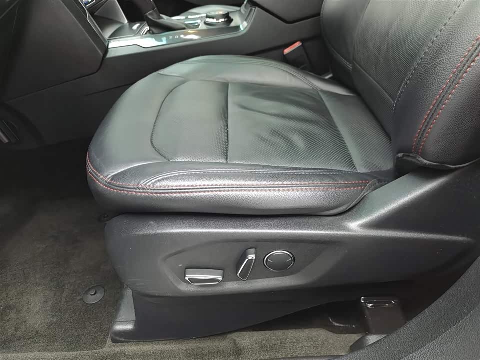Ford Explorer Ford Explorer