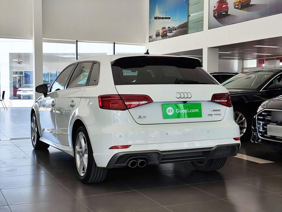 Audi A3 2019, фото 23