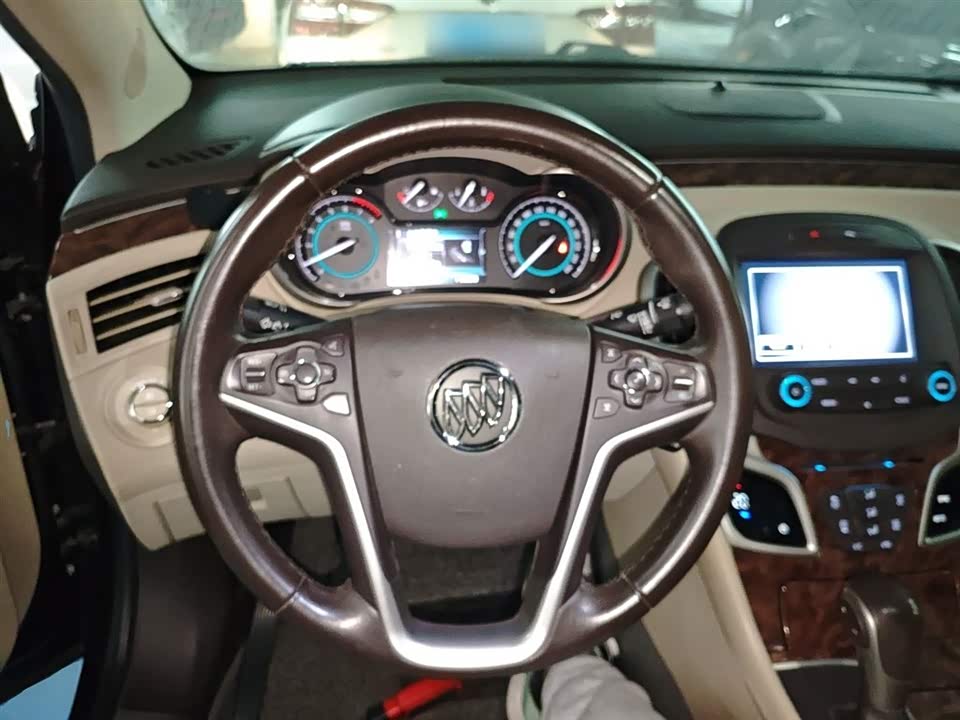 Buick Lacrosse