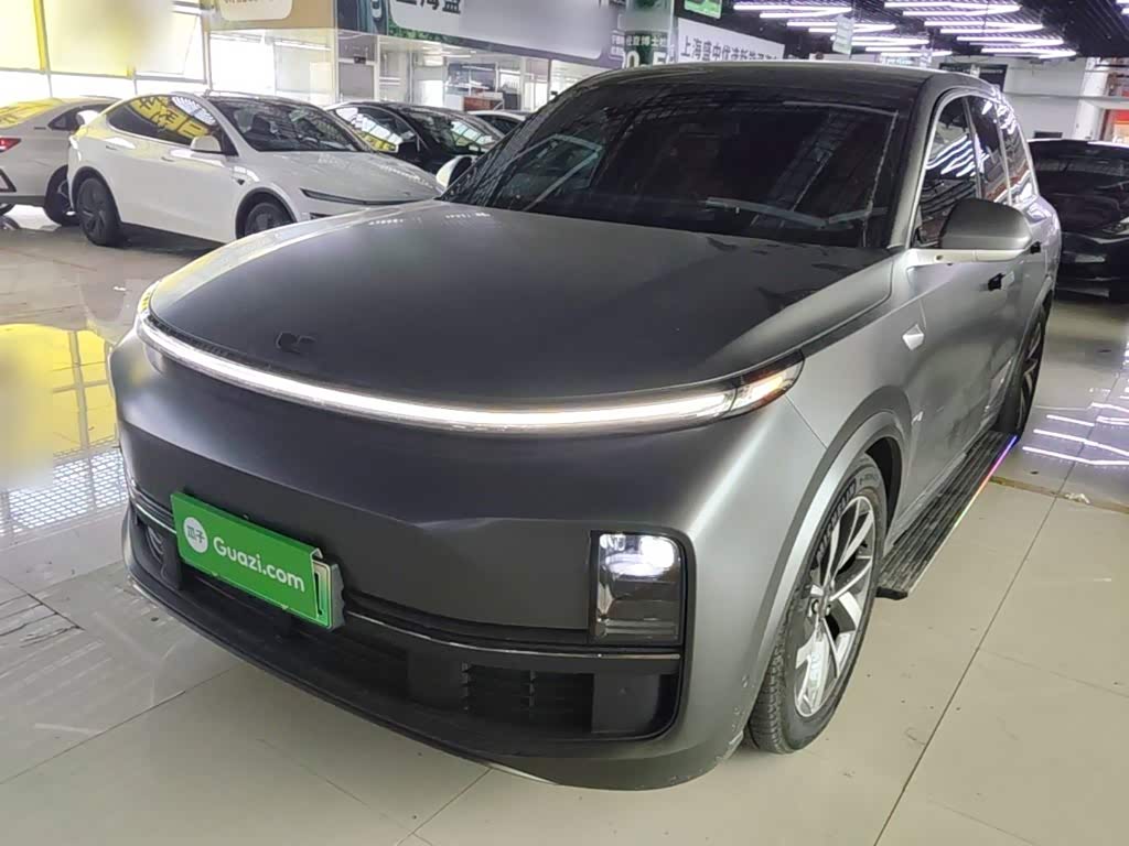 Li Auto L8