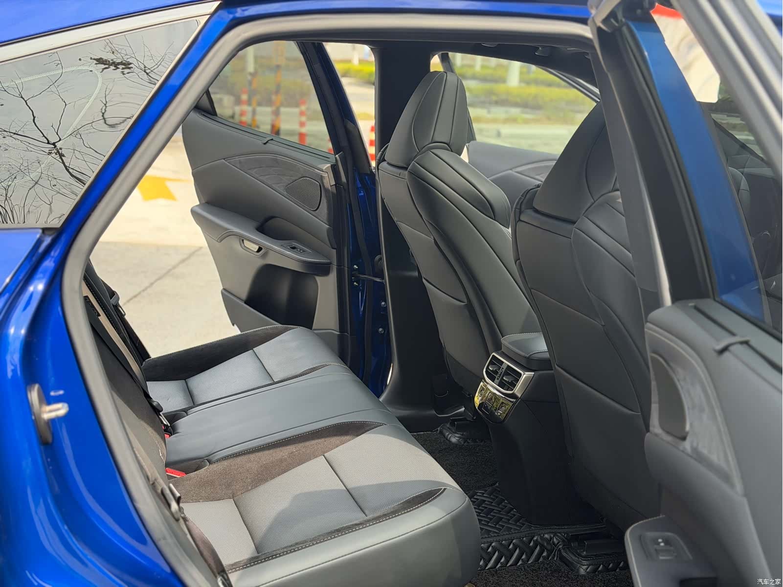 Lexus RX, 2023 12