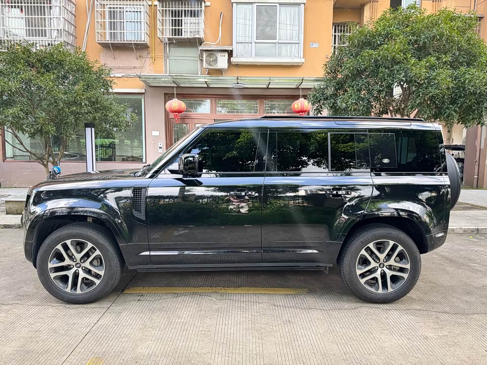 Land Rover guard Land Rover guard