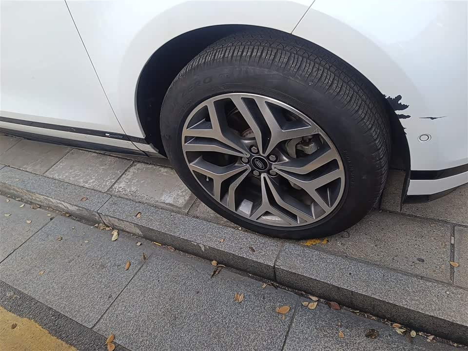 Land Rover Range Rover Aurora