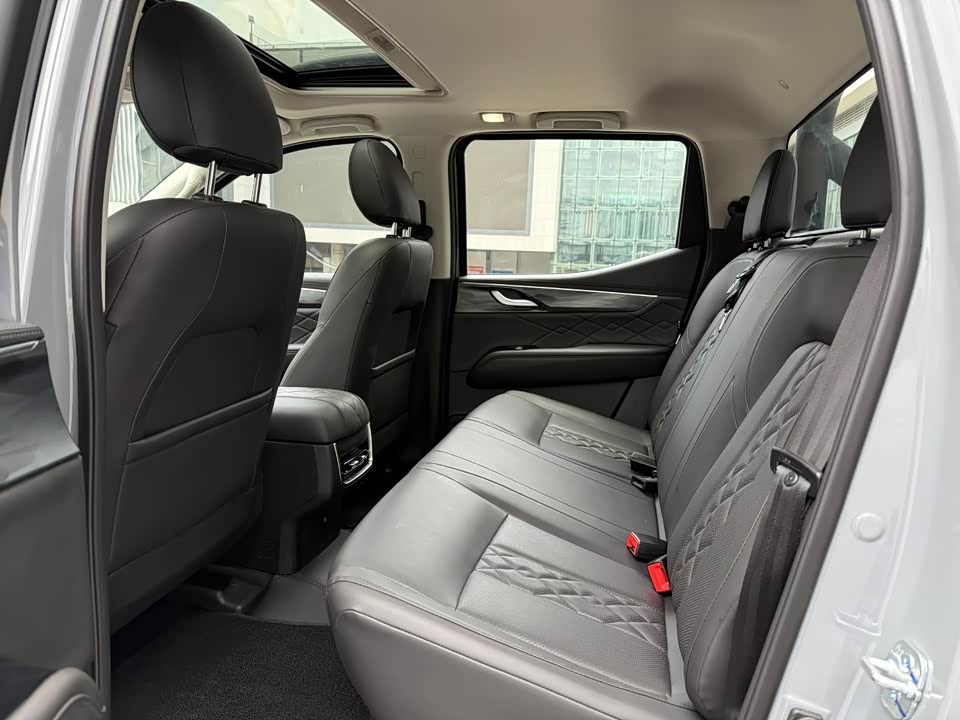 Dongfeng Ruiqi 7