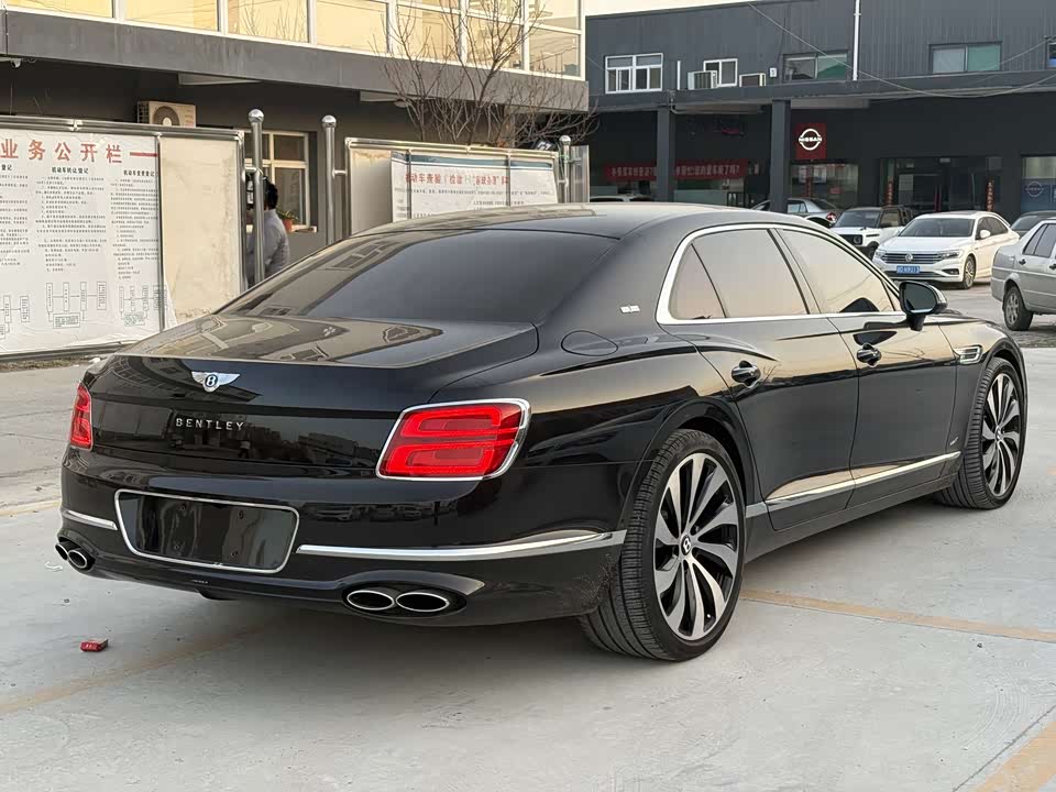 Bentley Flying