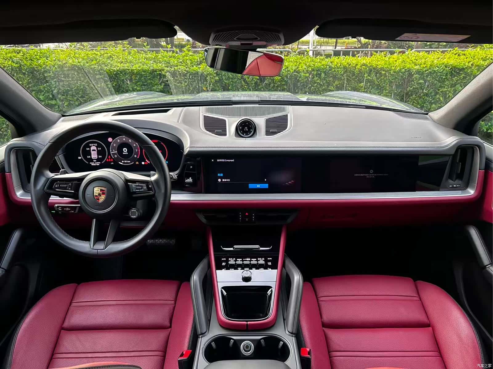 Porsche Cayenne, 2025 6
