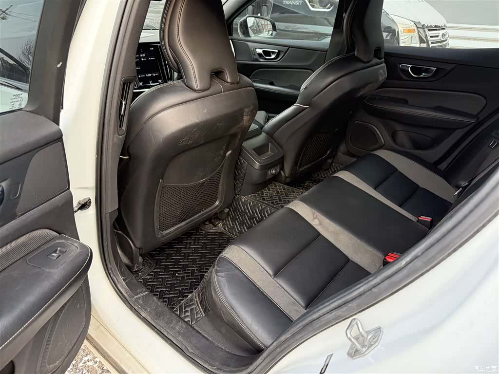 Volvo S60, 2020 9