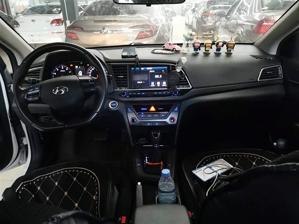 Hyundai Lead