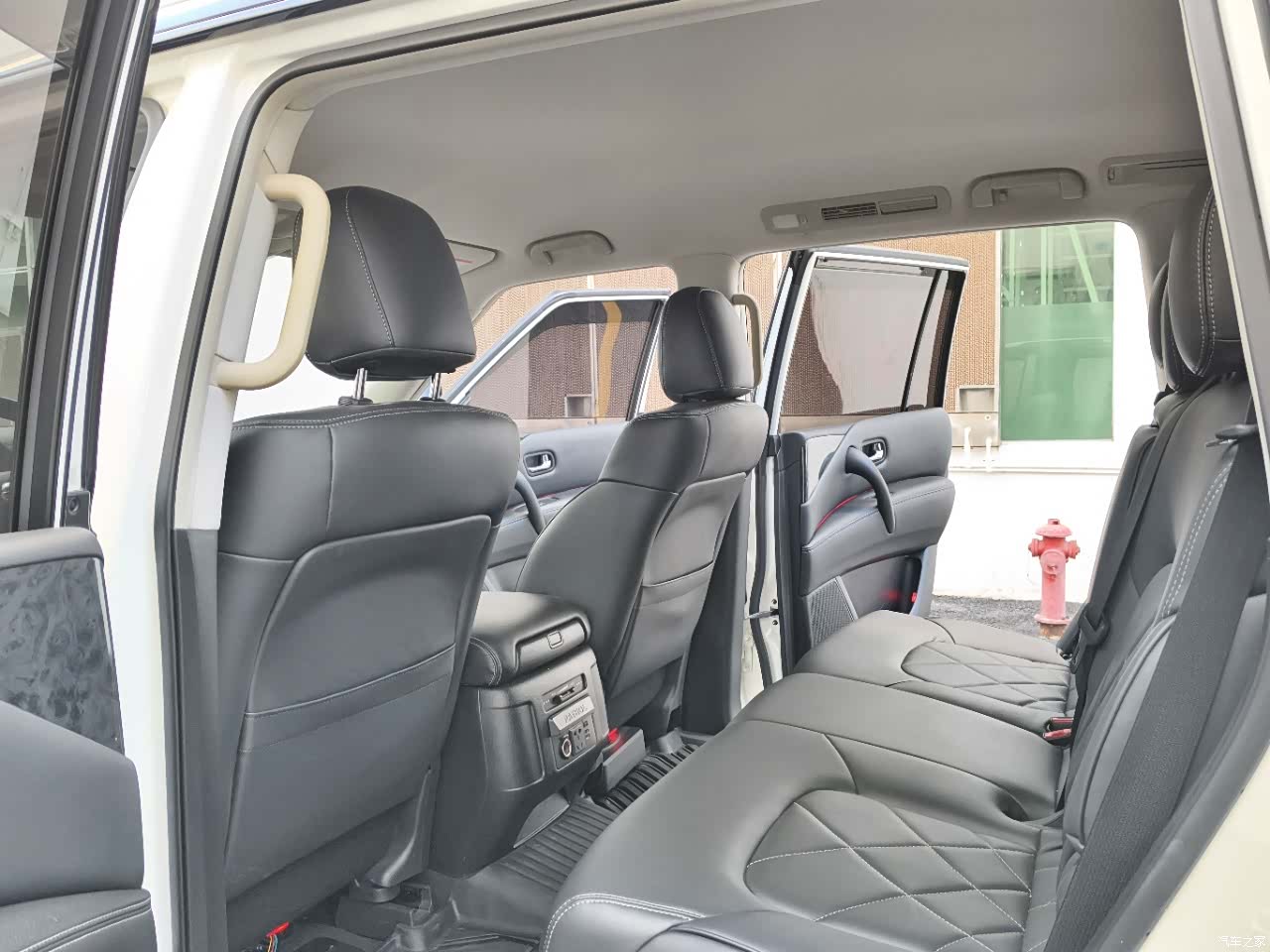 Nissan Patrol, 2019 4