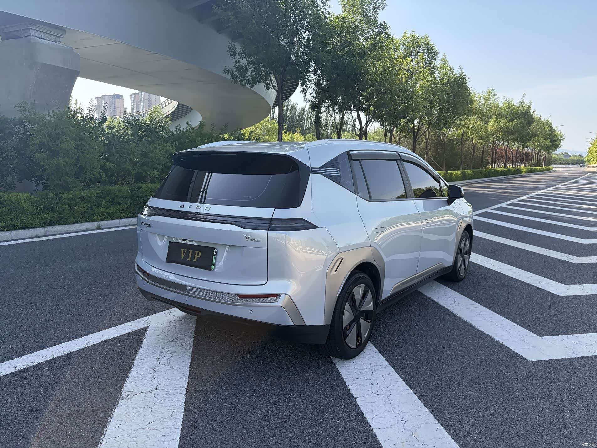 Aion Y, 2023 8