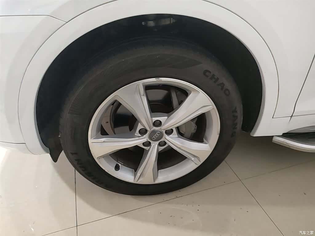 Audi Q5L, 2019 23