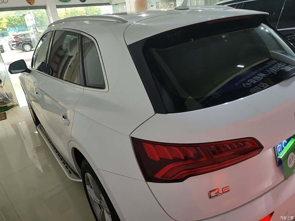 Audi Q5L, 2019 все фото