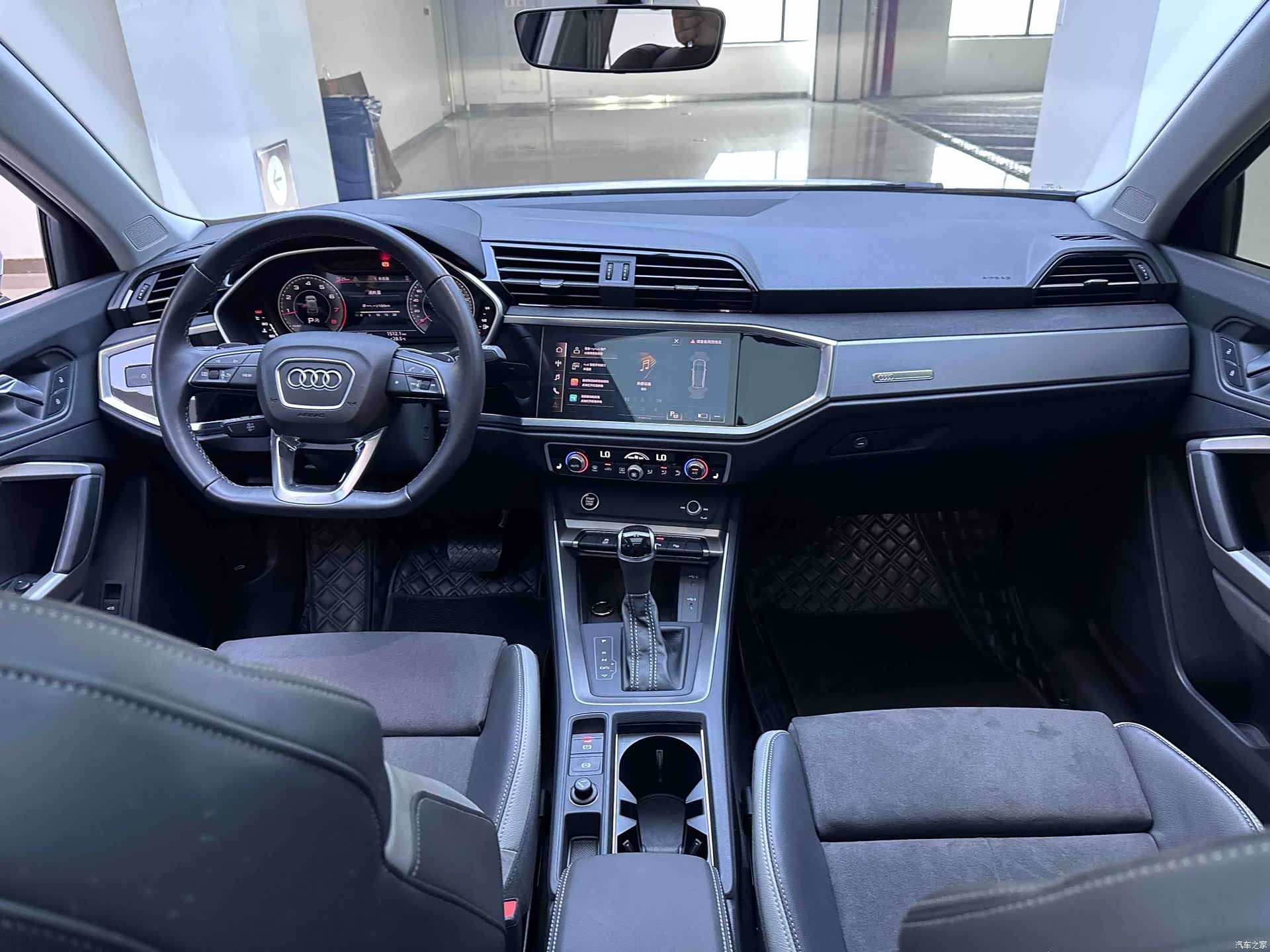 Audi Q3, 2022 19