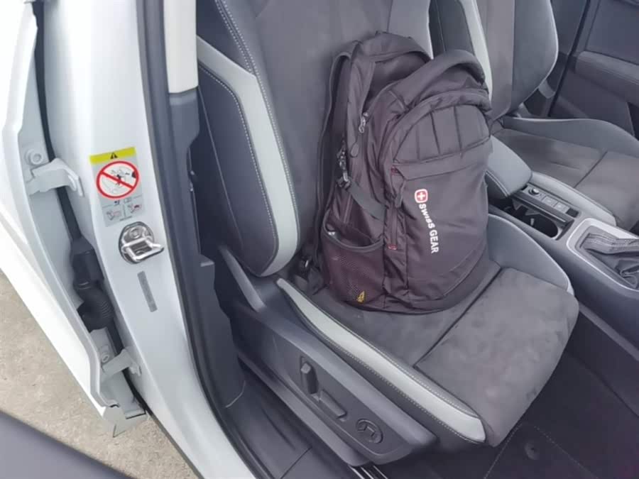 Audi Q3 2022, фото 25