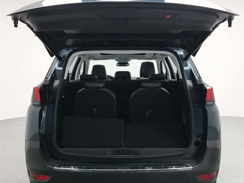 Peugeot 5008, 2017 16