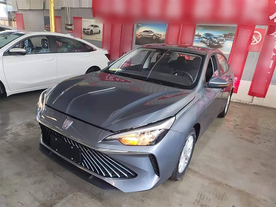Roewe i5