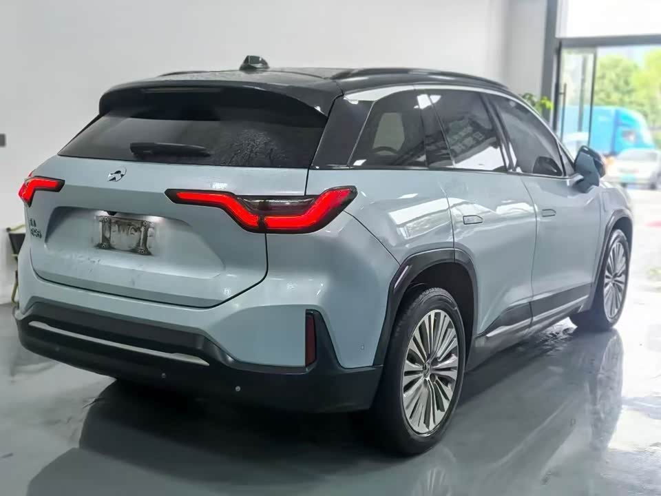 NIO ES6