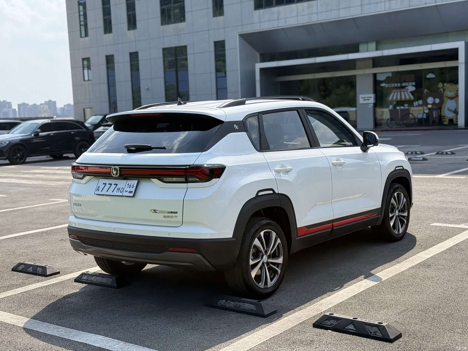 Changan CS35, 2023 все фото