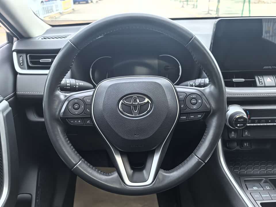 Toyota RAV4 Rongfang