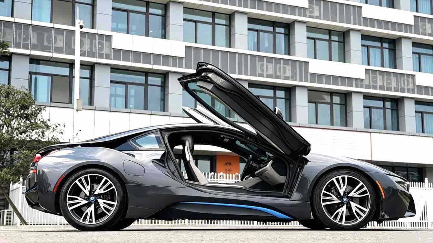 BMW i8, 2015 7