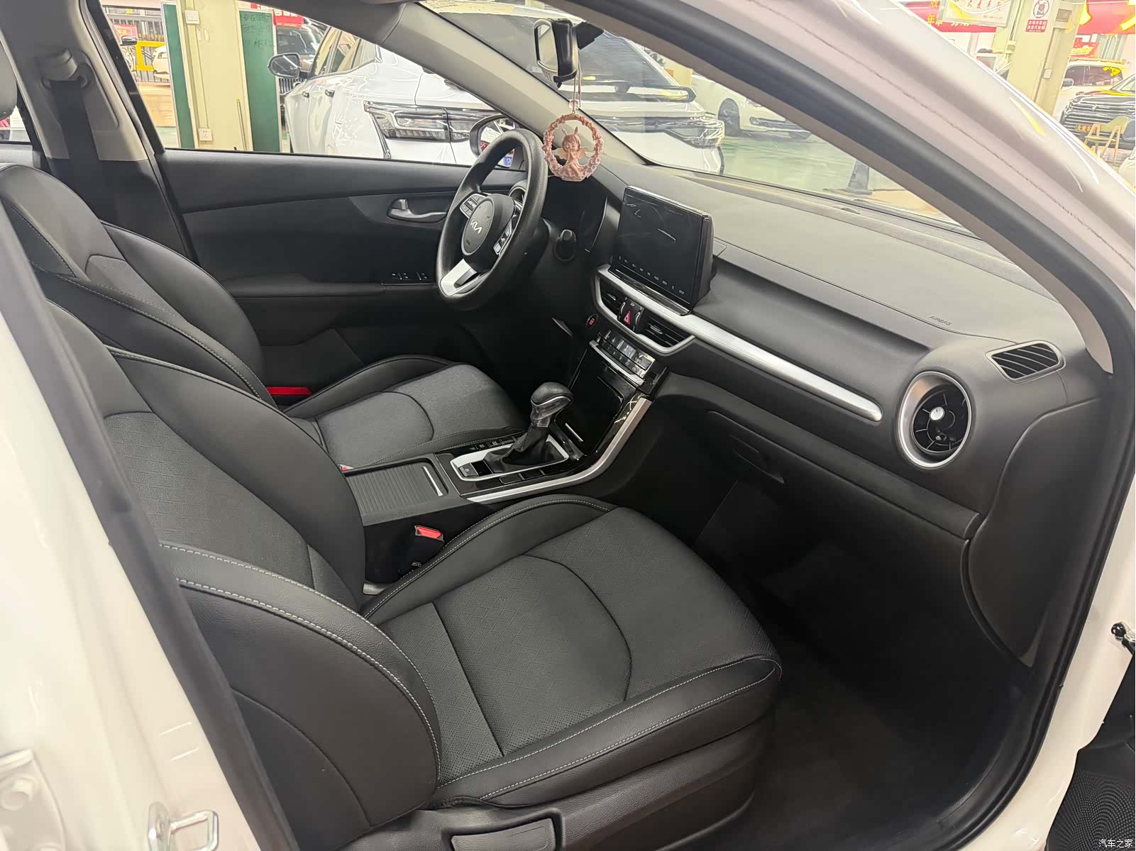 Kia K3, 2022 8