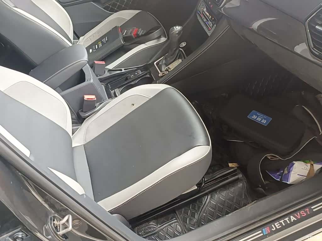 Volkswagen VS7, 2022 25
