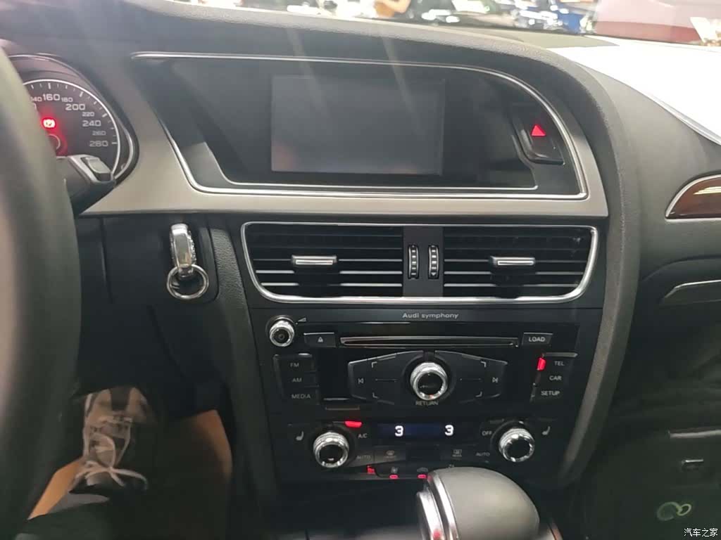 Audi A4L, 2014 13