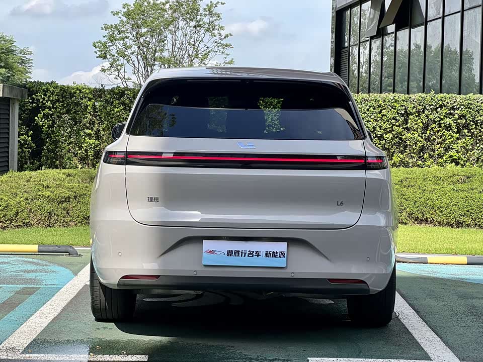 Li Auto Ideal L6