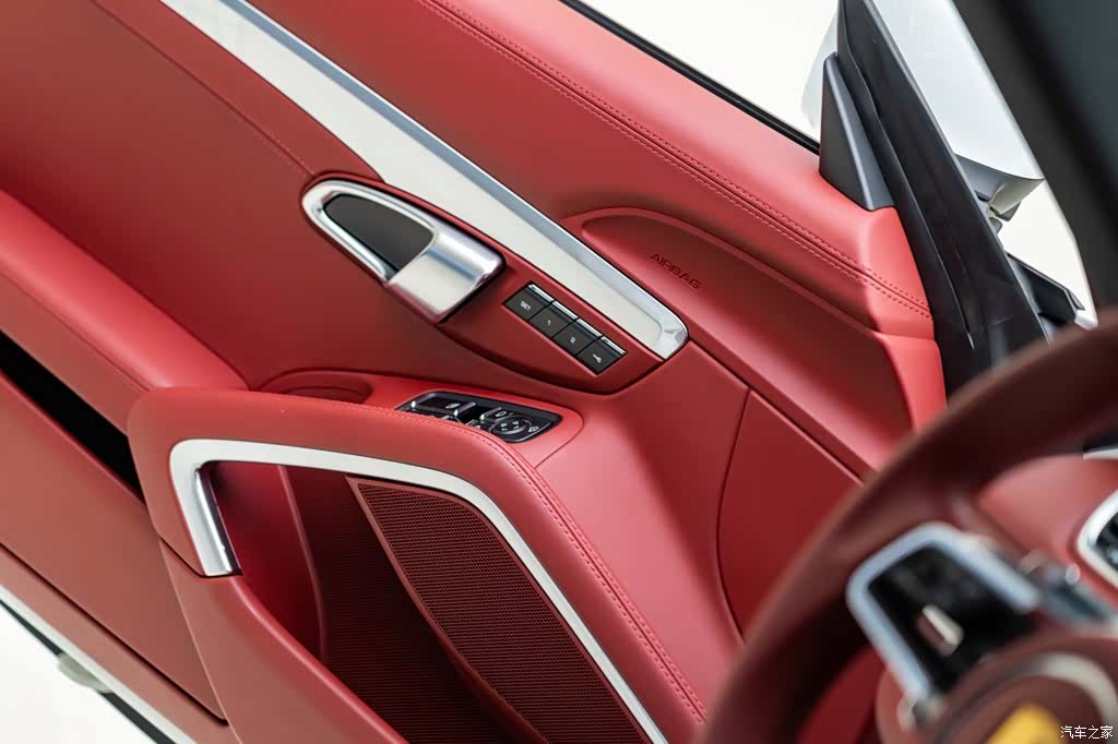 Porsche Cayman, 2019 11