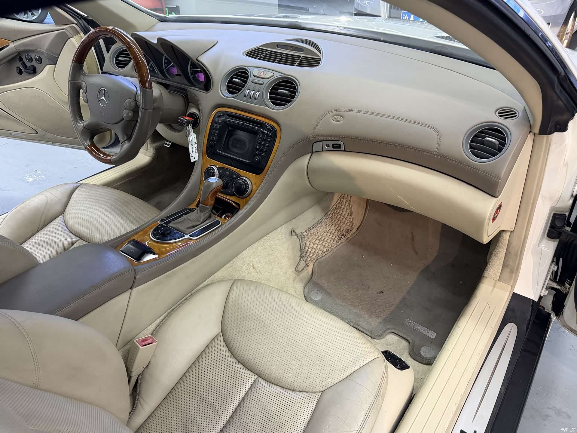 Mercedes-Benz SL, 2006 13
