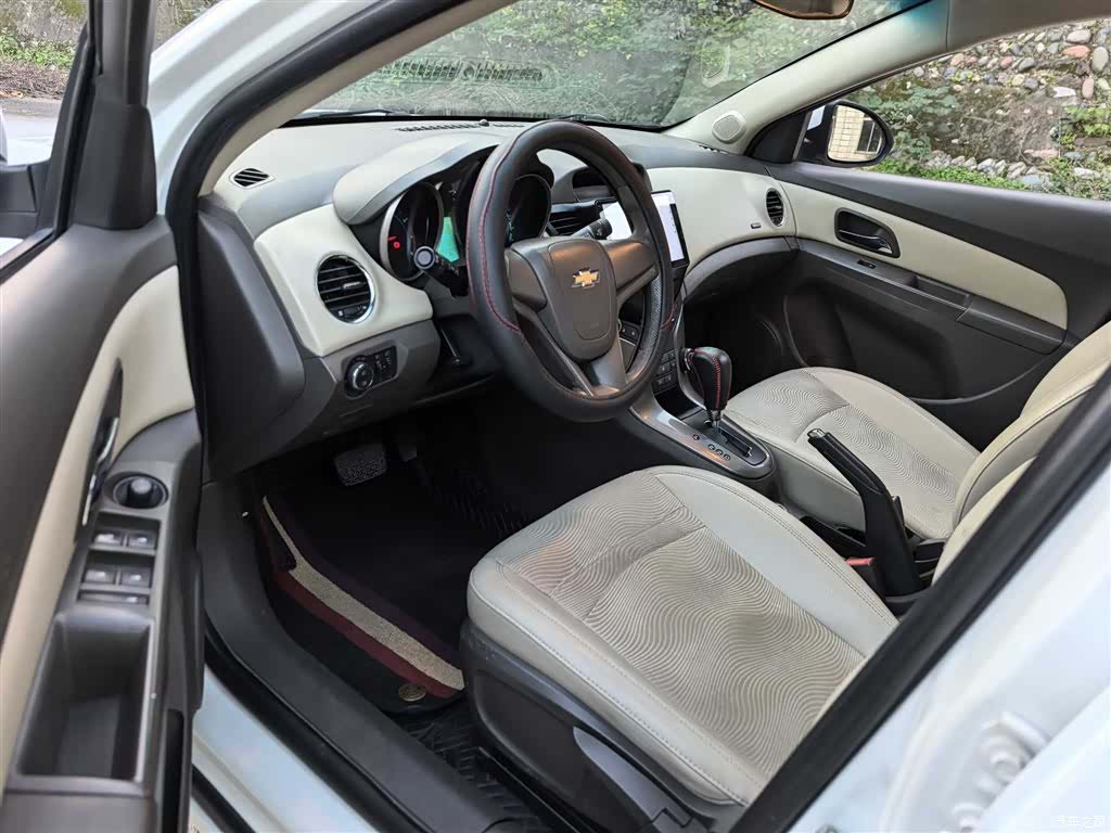 Chevrolet SE, 2016 14