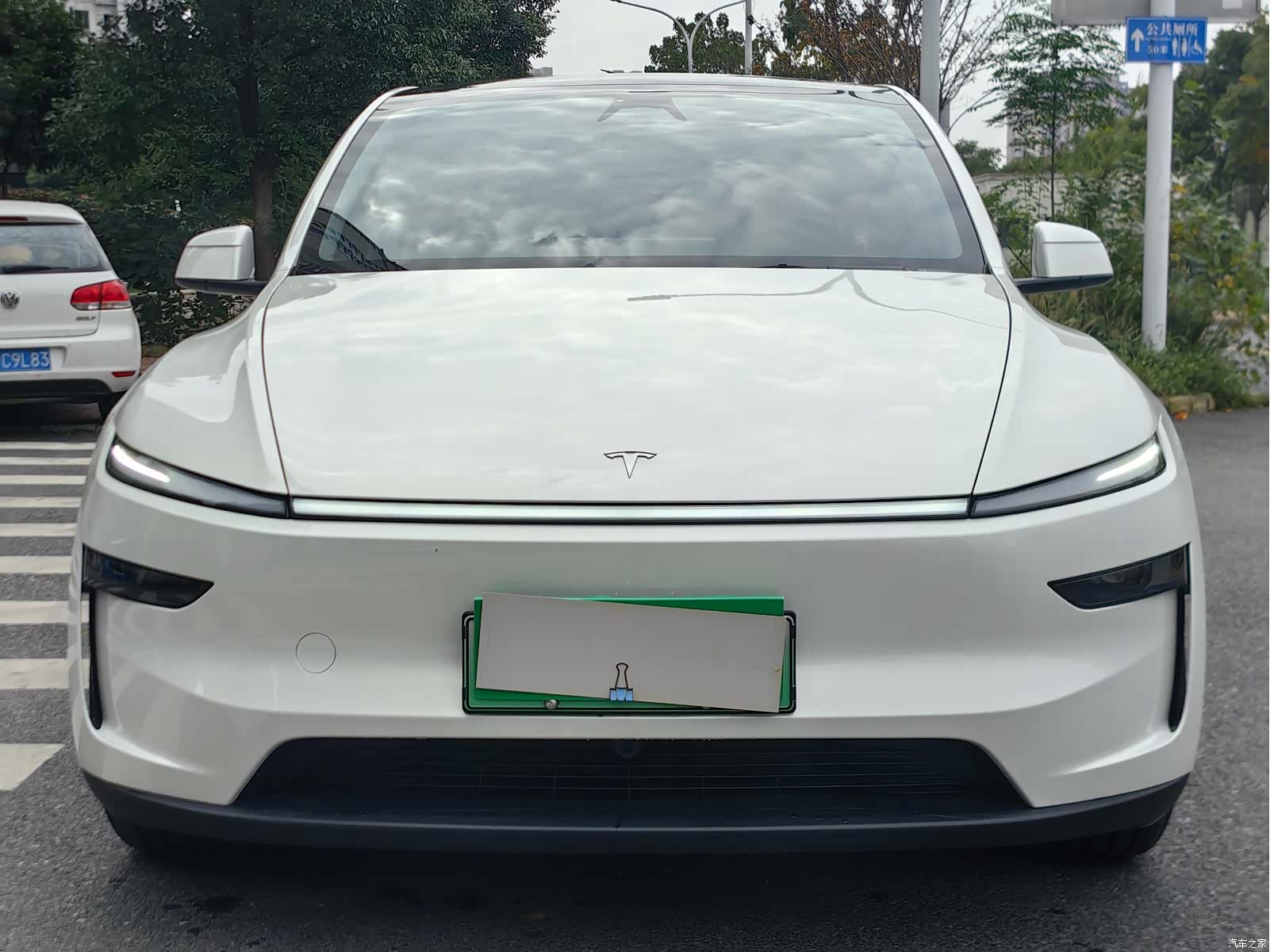 Tesla Model Y, 2025 2
