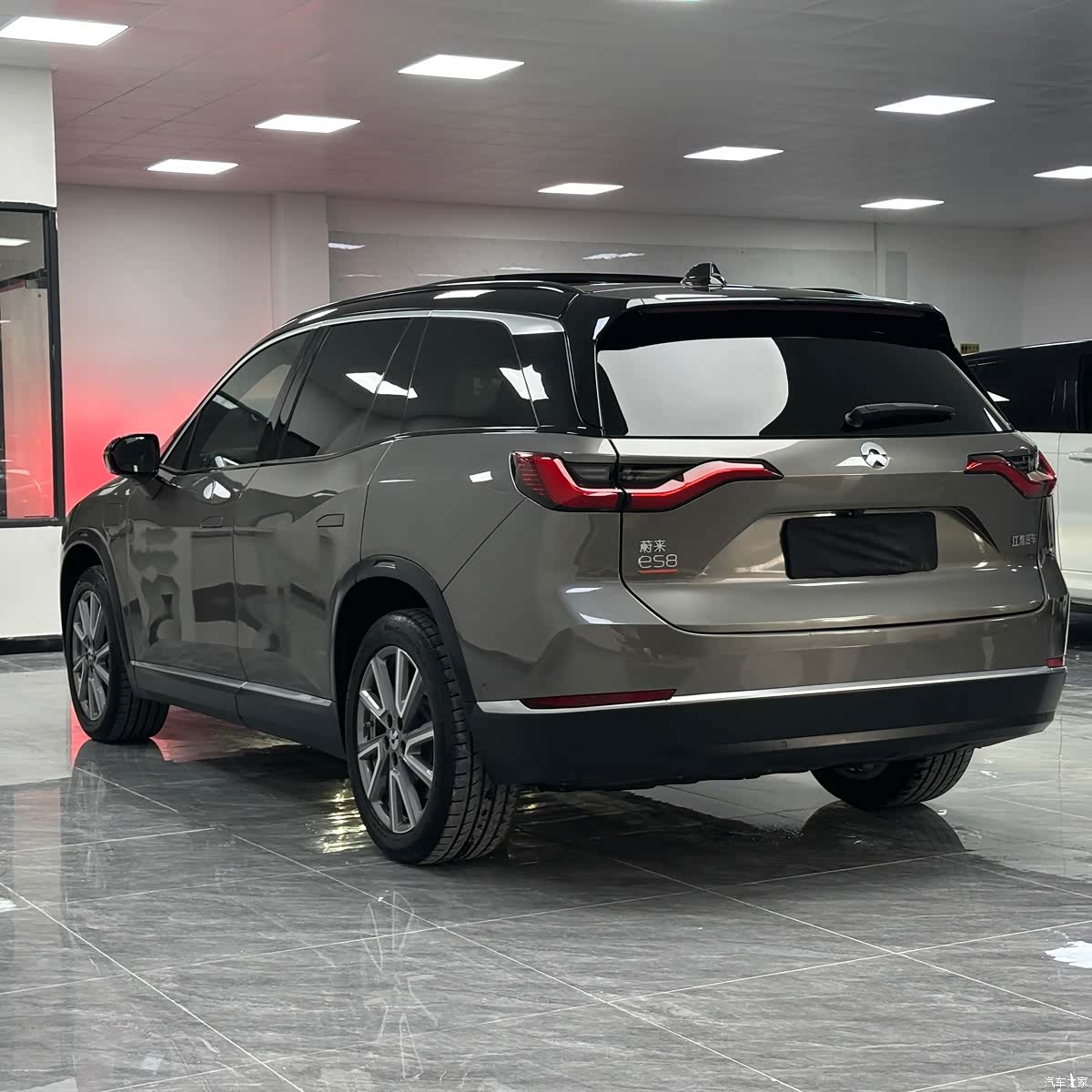 NIO ES8, 2021 27