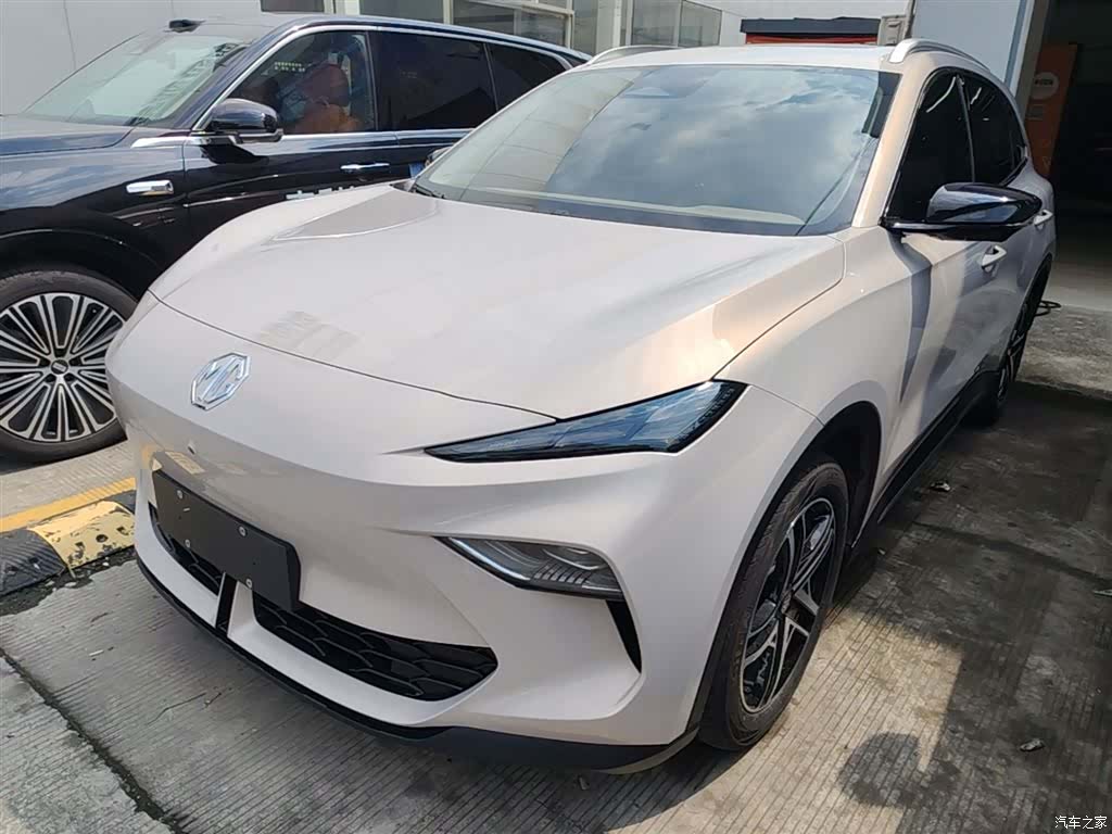 MG ES5, 2024 1