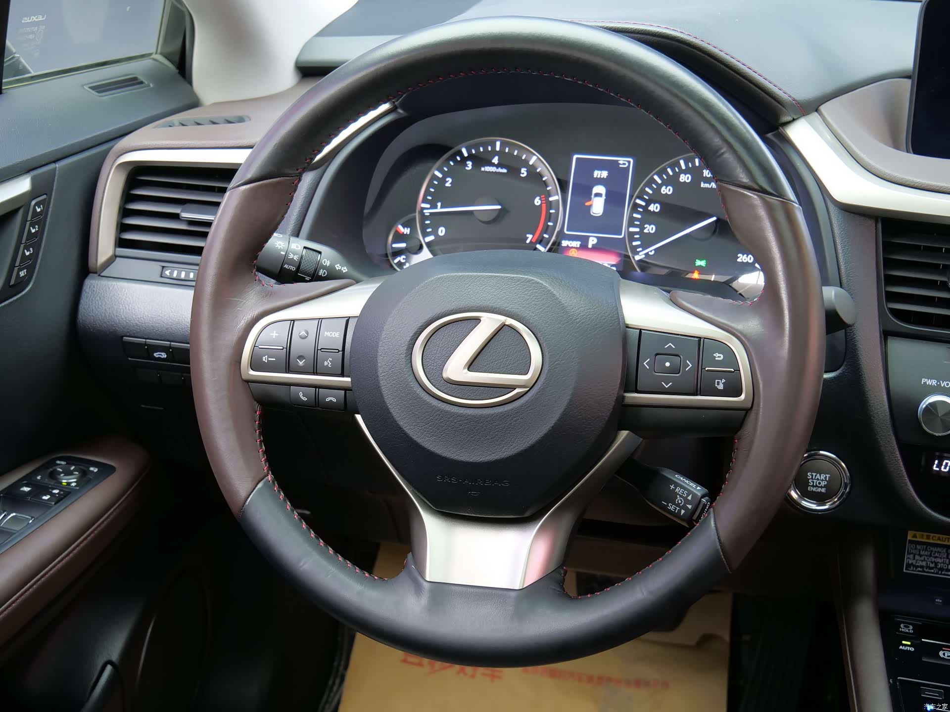 Lexus RX, 2018 11