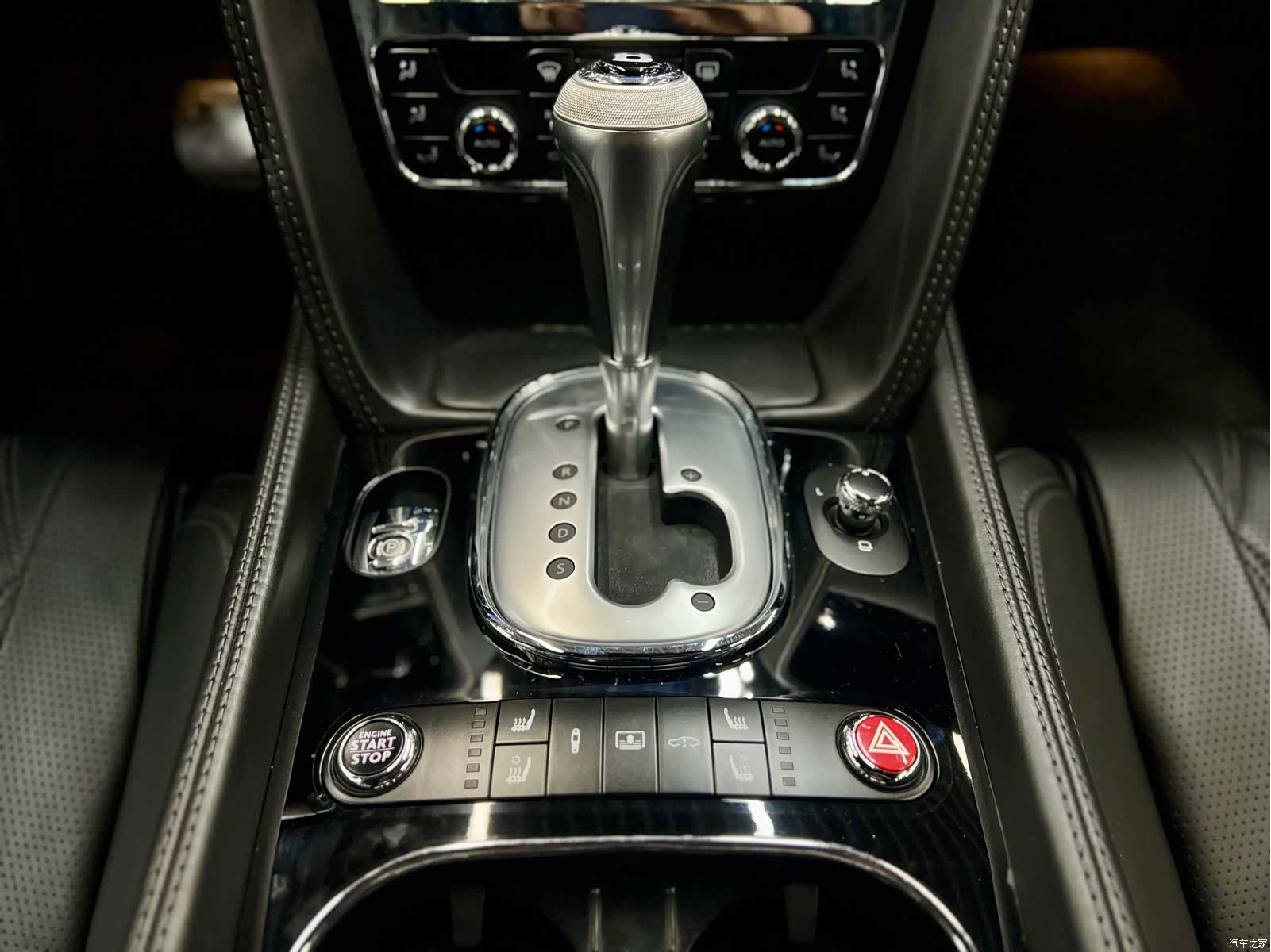 Bentley Flying Spur, 2014 19