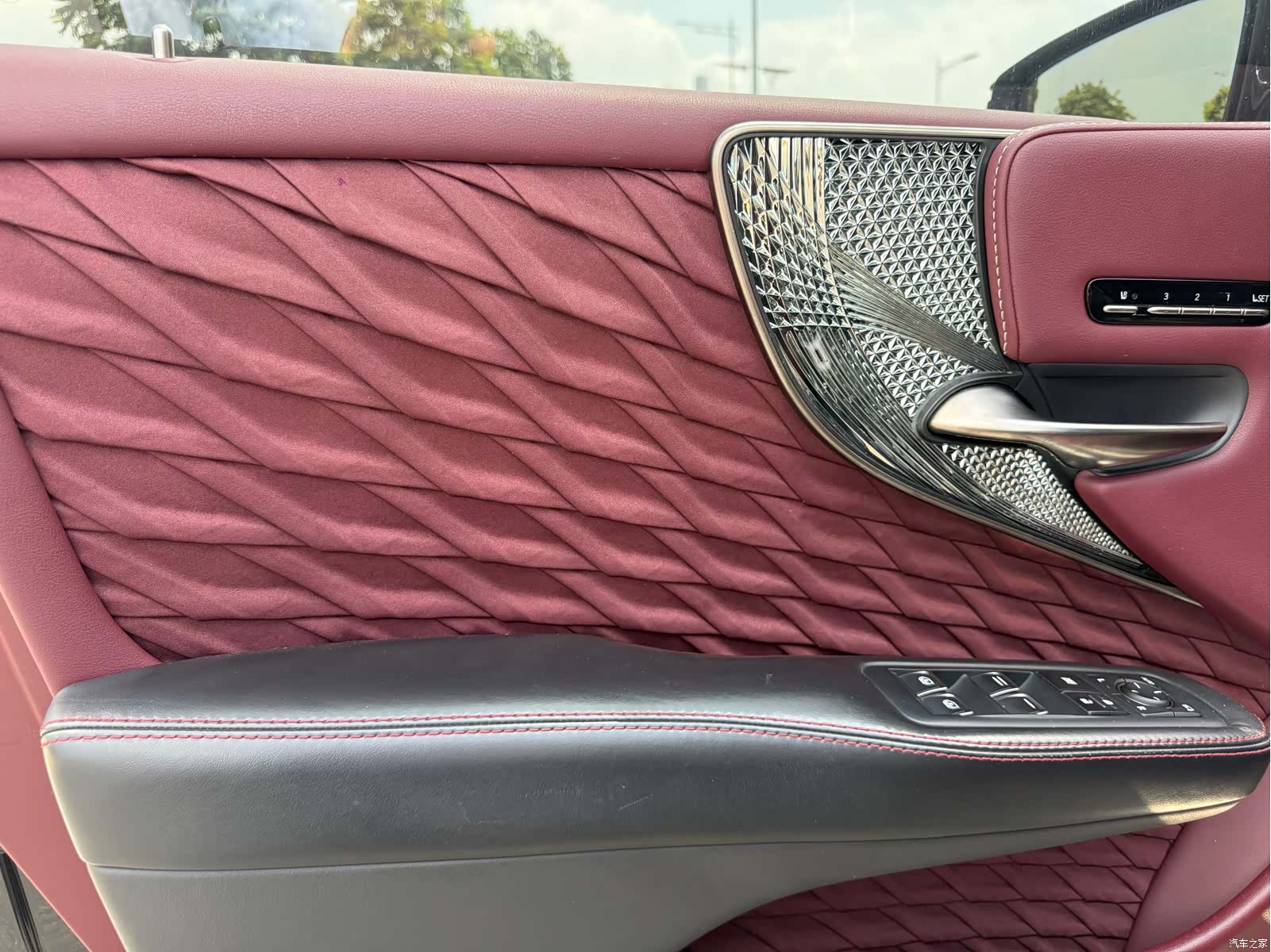 Lexus LS, 2021 10