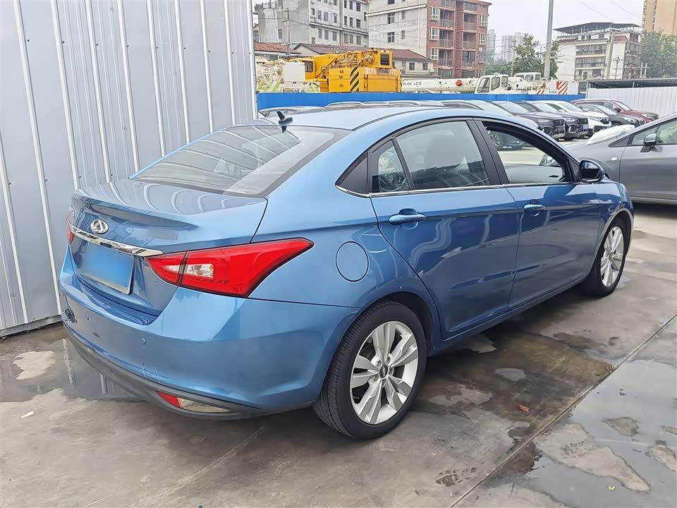 Chery Arrizo 5