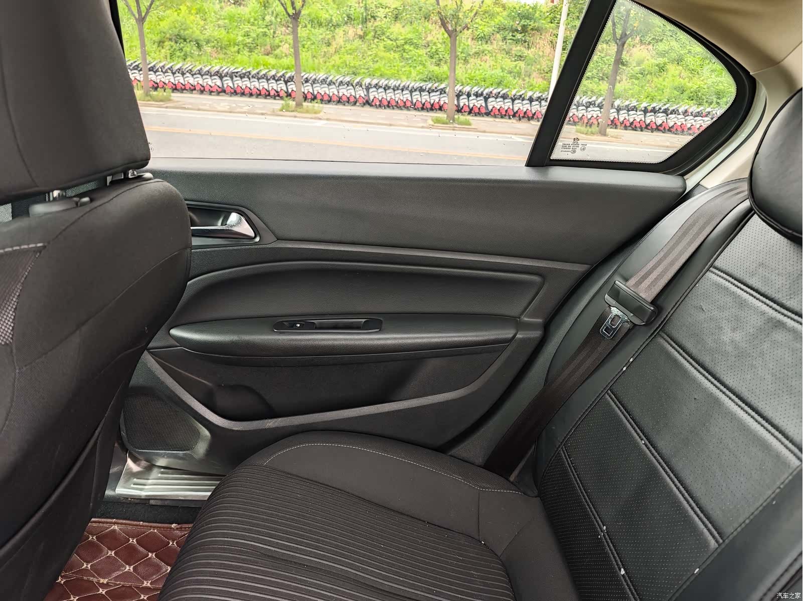 Peugeot 408, 2016 11