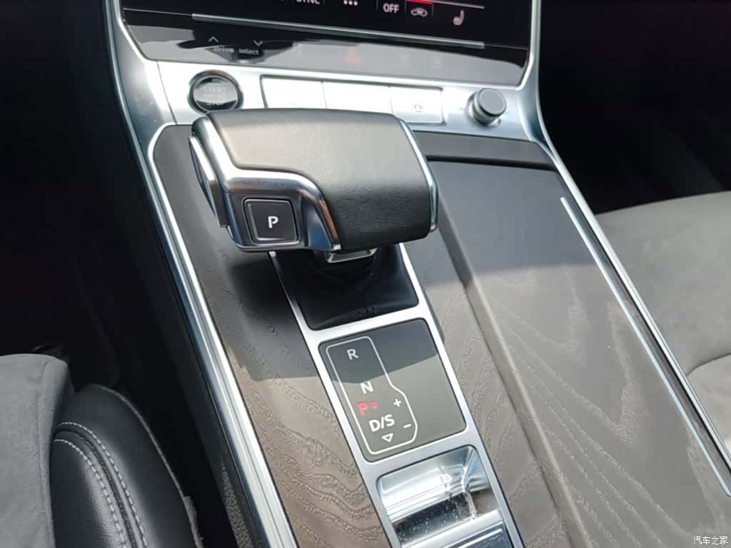 Audi A6L, 2024 14
