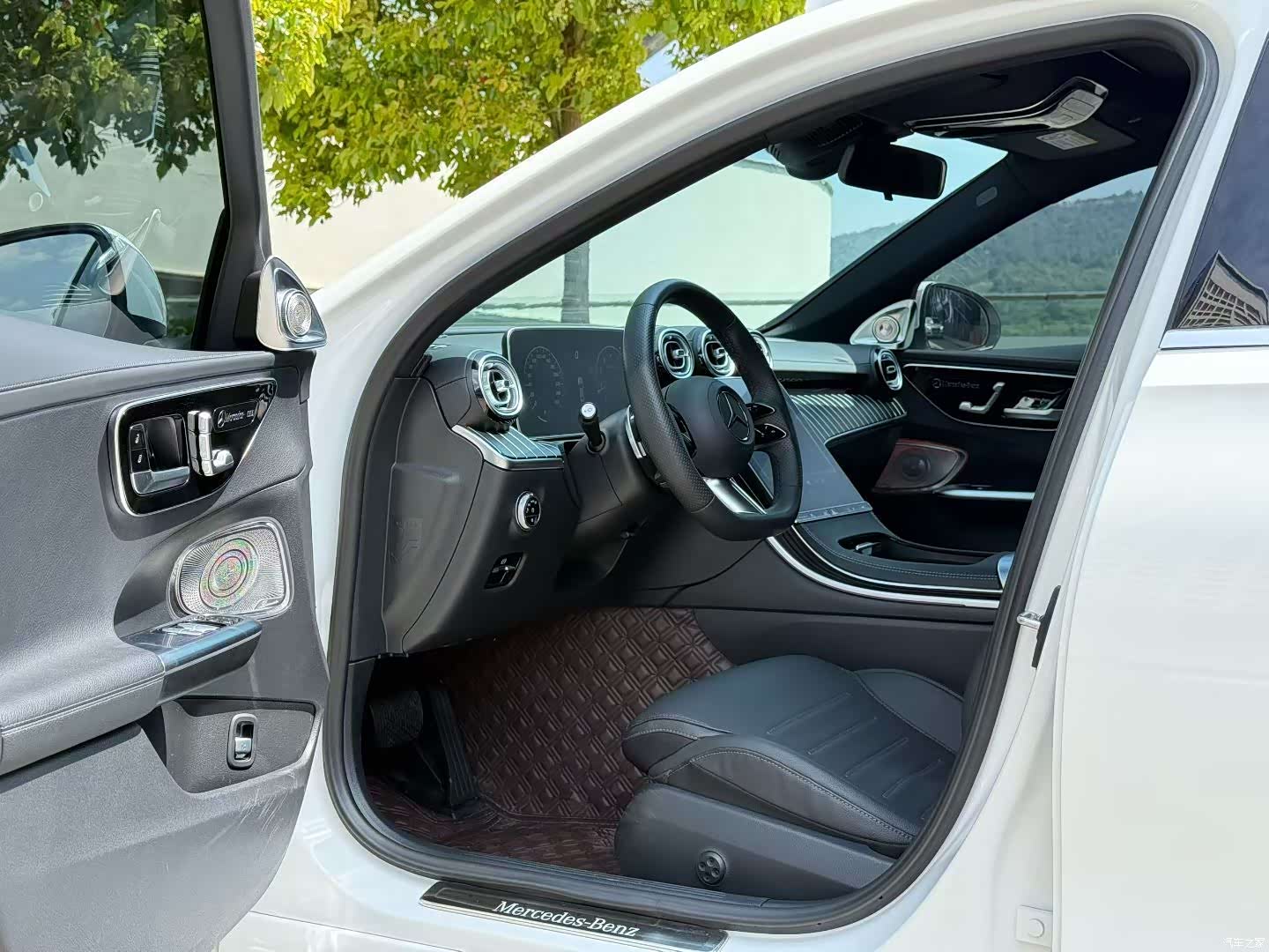 Mercedes-Benz C-Class, 2023 19
