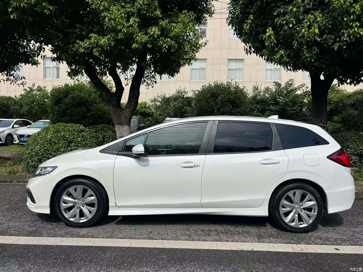 Honda Jade, 2017 7